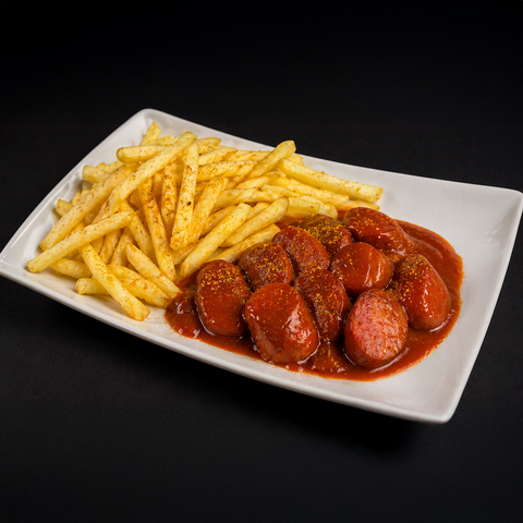 Wurst mit Pommes oder Reis
